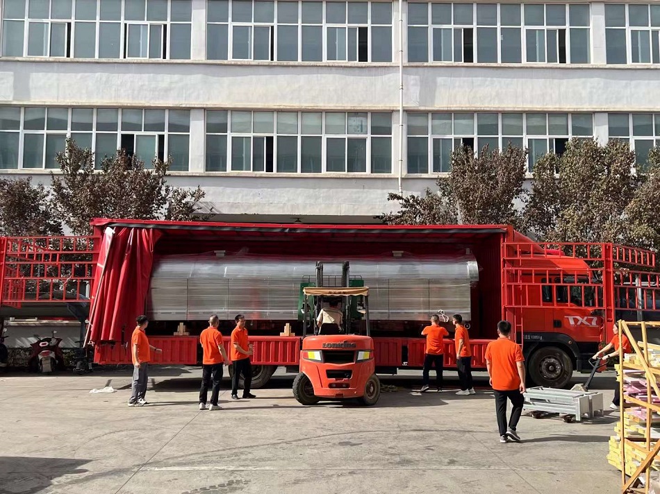 許昌智工八米電磁流水線炒腰果設備裝車發(fā)貨 許昌智工八米電磁流水線炒腰果設備裝車發(fā)貨